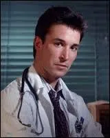 Lors de son arrivée dans la série, Carter est...