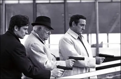 Quel est ce film d'Henri Verneuil qui réunit les trois monstres sacrés ?