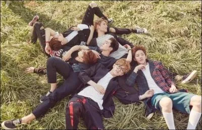 Les DAY6 ont débuté (chanson-titre) avec :