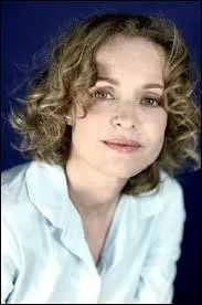 Actrice et productrice française, elle obtient le César de la meilleure actrice dans un second rôle pour sa prestation dans le film "L'Étoile du Nord" en 1983 :