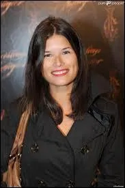 Depuis quand Élise Mcleod l'aide-t-elle ?