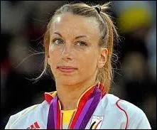 Charline Van Snick est-elle francophone ou néerlandophone ?