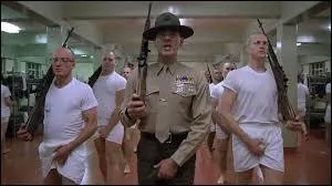 Quelle recrue ne supporte plus les méthodes du sergent instructeur Hartman et disjoncte complètement dans "Full Metal Jacket" ?