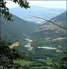 Où est-ce que la Bonne coule-t-elle ?