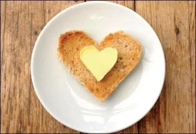 Pour quel philosophe le bonheur, but de l'existence humaine, est-il conditionné par le plaisir ?