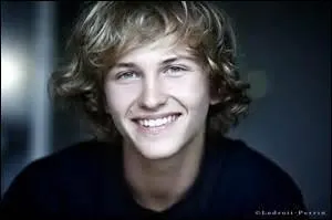 Comment s'appelle le fils de Marie-France ?