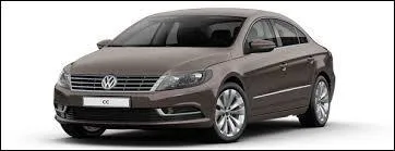 Prenez un bol pour faire de la soupe, et ajoutez-y ce que Louane désire faire dans "Je vole". Ajoutez le symbole du kilo sample, et mélangez. Enfin, mettez une "voiture" en allemand dans votre mélange. Vous avez, vous avez...