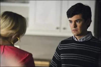 Quel est le nom de famille de Lucas ?