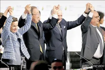 Toutes ces mains tendues sont pour l'accord historique qui, espérons le, changera le monde . Et ledit accord est...