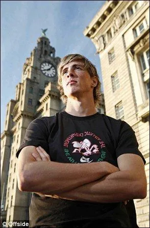 Et une dernire pour la route, d'o provient cette photo de Fernando Torres?