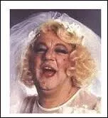 Qui s'est marié avec Coluche ?