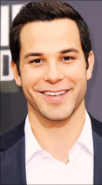 Dans quelle troupe est Jesse ?