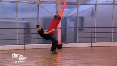 À la base, Loïc est :