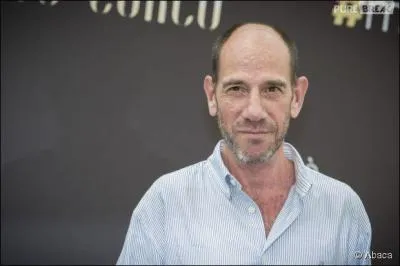 Tu le connais ? Qui est-ce ?