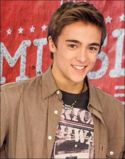 Pourquoi Alex veut-il faire le quiz à la fin pour élire le meilleur lycée à la place de Sam ?