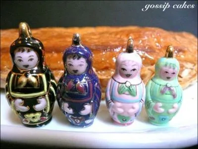 Comment s'appellent ces poupées ?