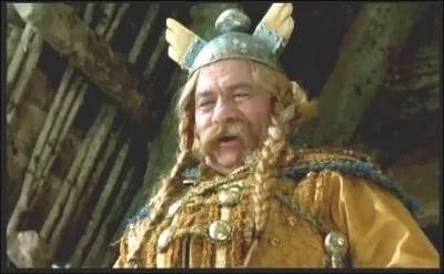 Combien de fois a-t-il joué le rôle d'Abraracourcix, le chef des Gaulois ?