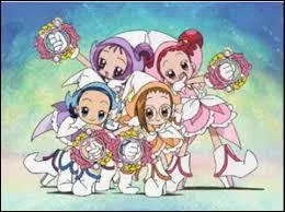 Dans quelle saison Dorémi, Sophie, Émilie et Loulou portent-elles les costumes présentés sur la photo ?