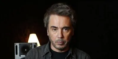Dans quelle ville Jean-Michel Jarre a-t-il donné un concert géant en 1986 pour célébrer les 150 ans du Texas et les 25 ans de la NASA ?