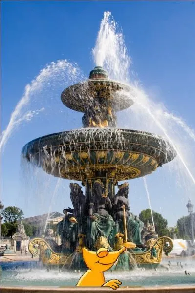 Le caméléon revient finalement au bercail puisque c'est dans la capitale française que nous le retrouvons. Il se baigne dans une des fontaines de la Place de la Concorde que l'on peut trouver à :