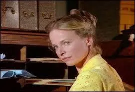 Avec qui Isaiah Edwards se marie-t-il ?