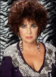 Dans ce film, elle interprte une belle-mre acaritre mais trs sophistique, pour l'poque, dans ses fourrures, quel est ce film tir d'un grand dessin anim ?