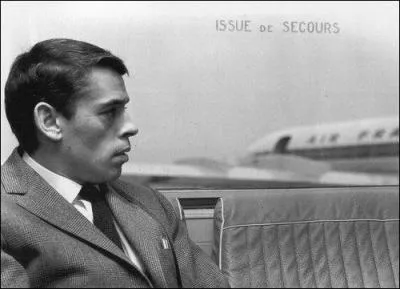 Bon enfin un Français : Jacques Brel ! Mais non le Québécois Phénixaucoeur connaît mal le type. En fait, Jacques Brel est né à :