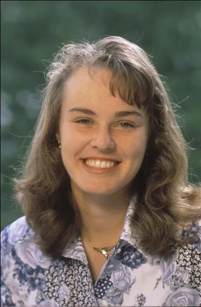 La plus jeune (et charmante) numéro 1 mondiale de tous les temps au tennis (toujours en activité en double). Qui est-elle ?