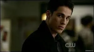 Ce personnage joue dans :