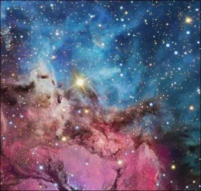 Quelle chanteuse française est de retour avec l'album "Interstellaires" ?