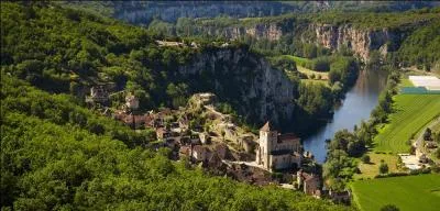 Mais revenons &agrave; nos gloutons. Le Lot, en tant que rivi&egrave;re, comment s'appelait-il, &agrave; l'origine ?