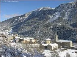 Commune de Haute-Maurienne, dans le parc national de la Vanoise, Sollières-Sardières se situe en région ...