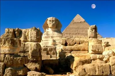 Combien y a-t-il de couleurs sur le drapeau de l'Egypte ?