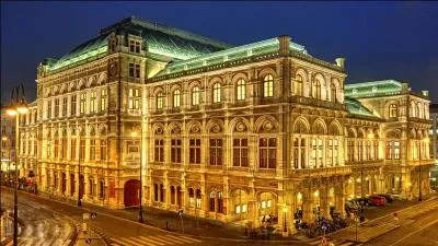François Feldman nous entraîne dans ses valses.