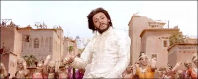 Que chante Aladin en arrivant dans Bagdad ?