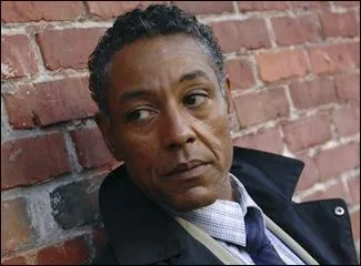 Qui était Sidney avant de se transformer en miroir ?