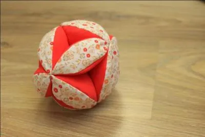 A quel sport appartient cette balle ?