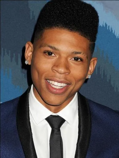 Quel est le nom de l'acteur qui interprète Hakeem Lyon ?