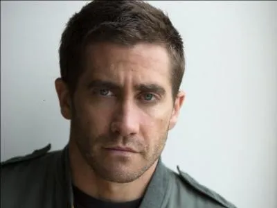 Dans ce film, Jake Gyllenhaal tient le r&ocirc;le de Lou Bloom, un reporter free-lance tr&egrave;s sp&eacute;cial, dont les mani&egrave;res de faire sortent vraiment de l'ordinaire !