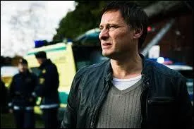 Le personnage de Mikael Blomkvist incarne un journaliste d'investigation spécialisé dans l'économie, faisant partie des piliers de la saga de romans policiers nommée "Millénium". D'où est originaire cette série littéraire ?