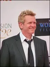 Qui est-il et quelle est sa fonction à la SR ?