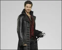 A la fin de la première partie de la saison 5, qu'arrive-t-il à Crochet ?