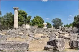 A quel nom est associ&eacute; Zeus &agrave; Rome ?