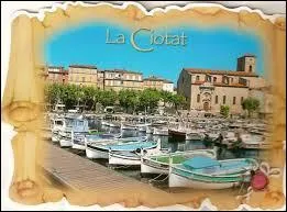 Station balnéaire azuréenne, La Ciotat se situe dans le département ...