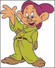 Dans "Blanche-Neige et les Sept Nains", Simplet ne parle jamais.