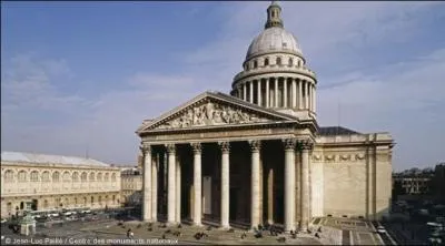 Où se trouve le Panthéon ?