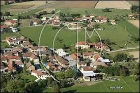 Le village Isérois de Longechenal se situe en région...