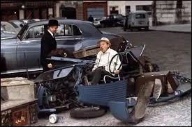 Et enfin dans quel film peut-on voir ces résidus de 2 cv ?
