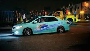 Dans quelle parodie de film voit-on cette Toyota Corolla ?