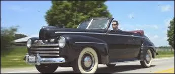 Dans quel film voit-on la Ford Coupé 1946 de Biff Tannen ?